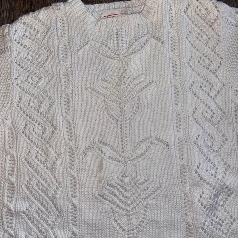 Talbots 💯 cotton chunky knit white sweater Sz medium excellent condition